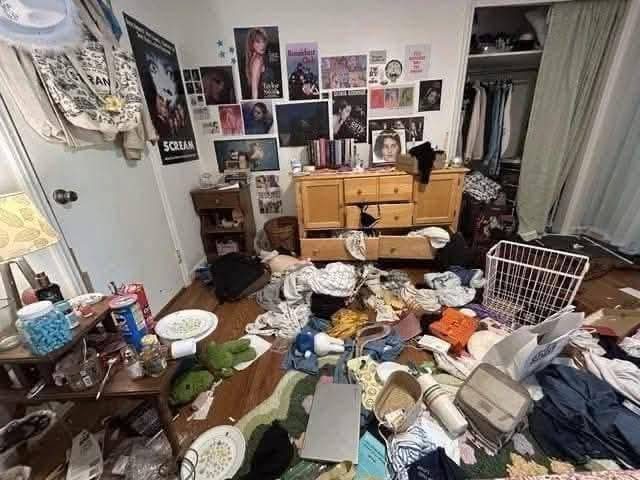 Messy room, uploaded as-is